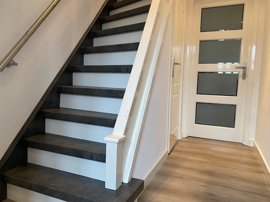 Gerenoveerde trap in woning