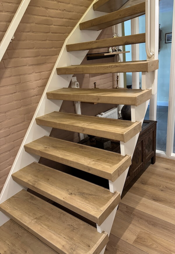 Traprenovatie met overzettreden voor open trap